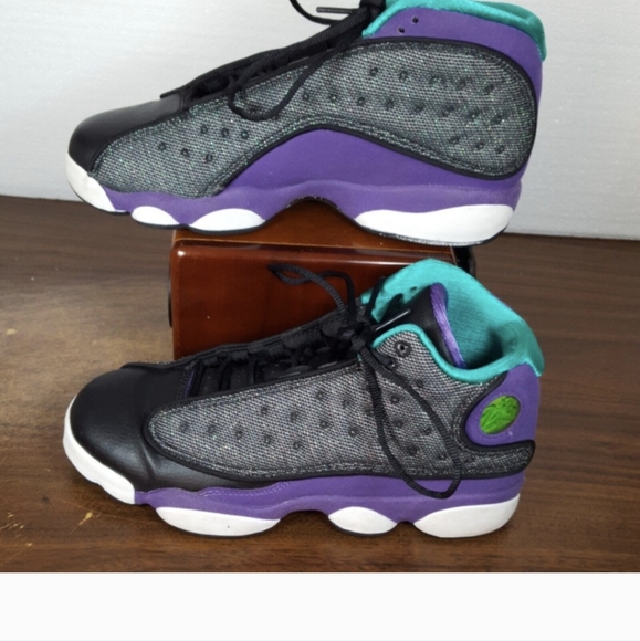 Rare DEADSTOCK Nike Jordan 13s 6.5y purple blue black - Picture 6 of 6